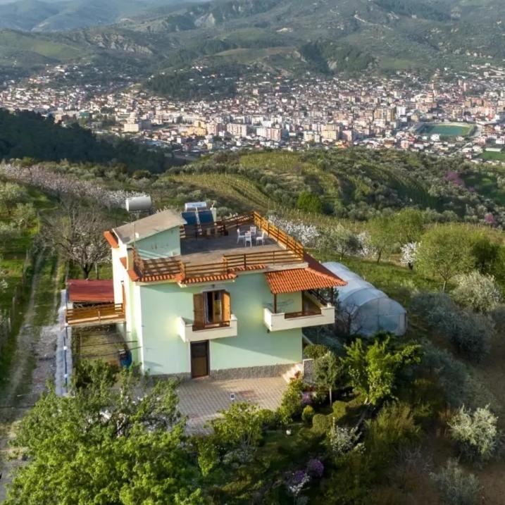 Vila Dean Berat Exteriér fotografie