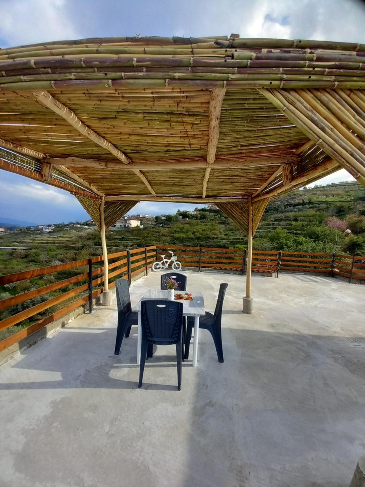 Vila Dean Berat Exteriér fotografie
