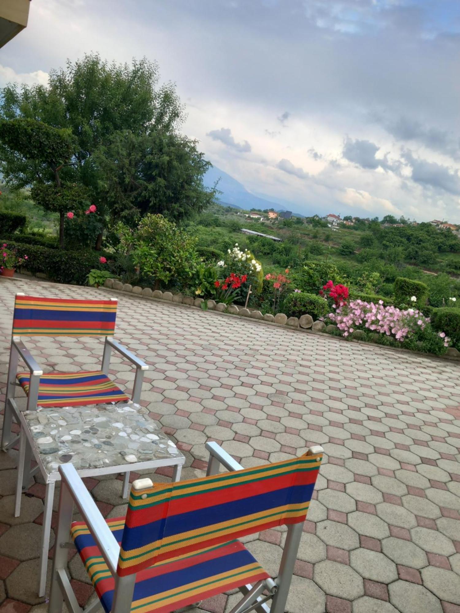 Vila Dean Berat Exteriér fotografie